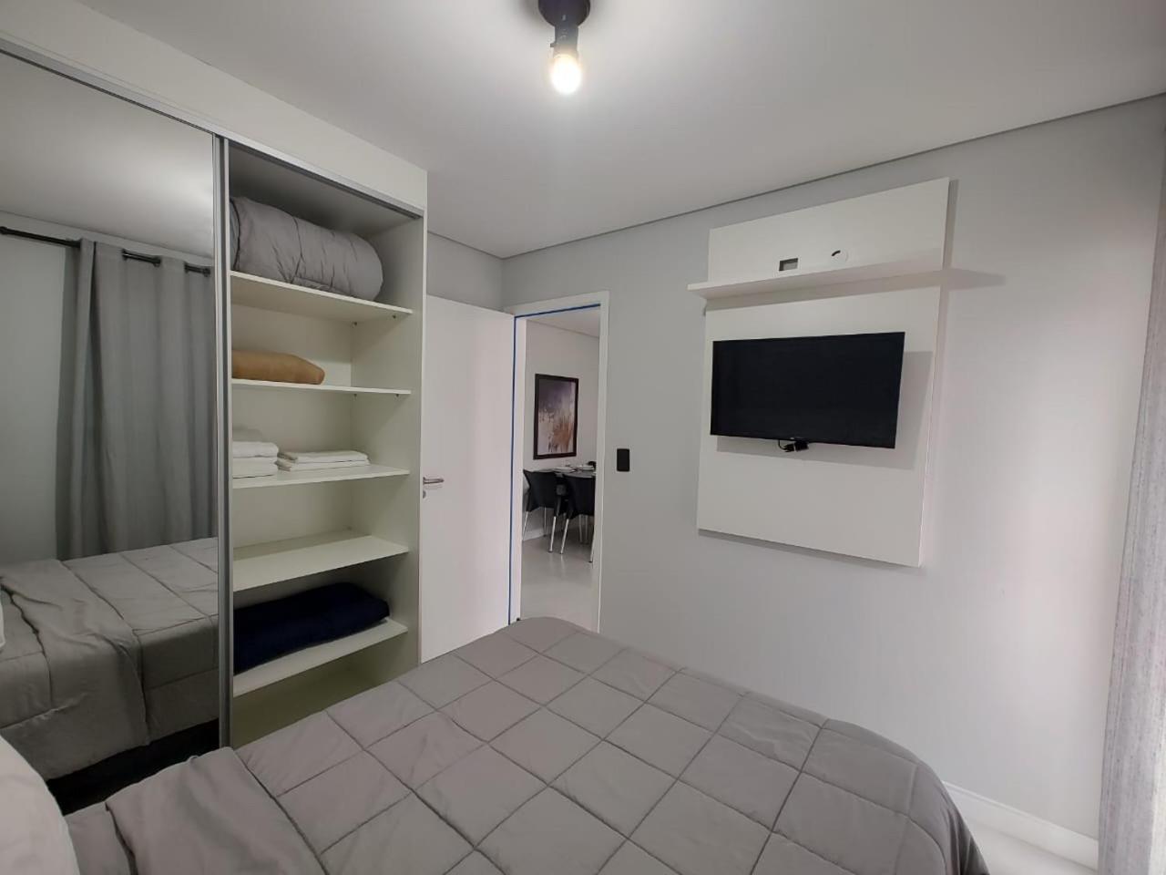 Apto Com Lazer Completo, Piscina, Ar, Mercadinho E Pet Friendly A 1 Min Da Praia プライア・グランデ エクステリア 写真